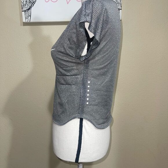 💜 Nike mesh cropped top - Picture 3 of 9